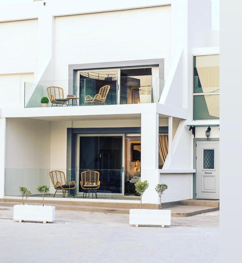 Mare Suites 1 Chrissi Akti Chania Exterior foto