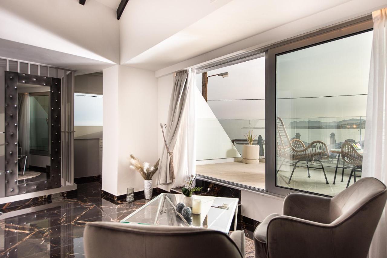 Mare Suites 1 Chrissi Akti Chania Exterior foto