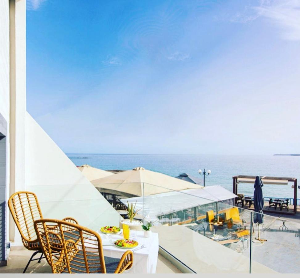 Mare Suites 1 Chrissi Akti Chania Exterior foto
