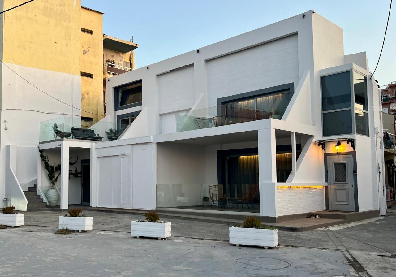 Mare Suites 1 Chrissi Akti Chania Exterior foto